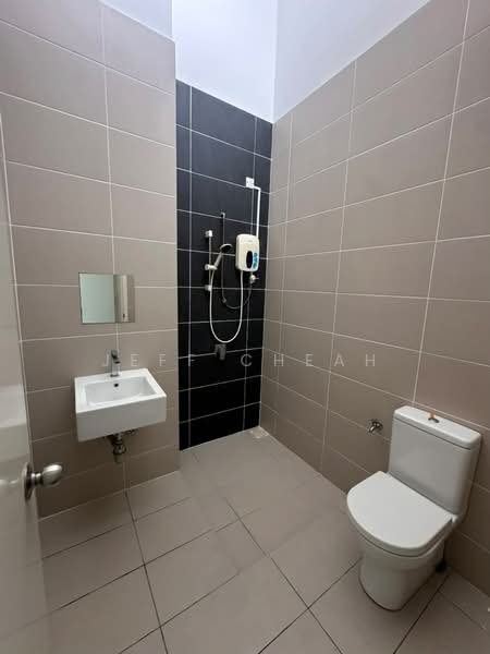 2-storey Terraced House for Rent in Eco Majestic (Semenyih) - Jeff Cheah - Bathroom - PropertyGuru.com.my