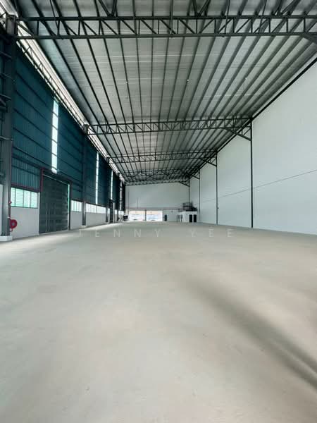 Semi-D Factory for Sale in Kampung Pulau Meranti (Puchong) - Jenny Yee - Interior - PropertyGuru.com.my