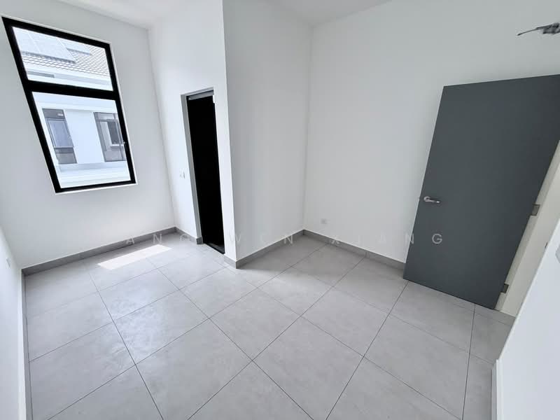 Rumah Teres 2 Tingkat untuk Dijual di Taman Mount Austin (Tebrau) - Kang Wen Xiang - PropertyGuru.com.my