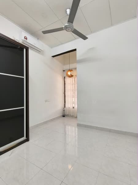1-storey Terraced House for Sale in Taman Seri Austin (Tebrau) - Karl Lim - Interior - PropertyGuru.com.my