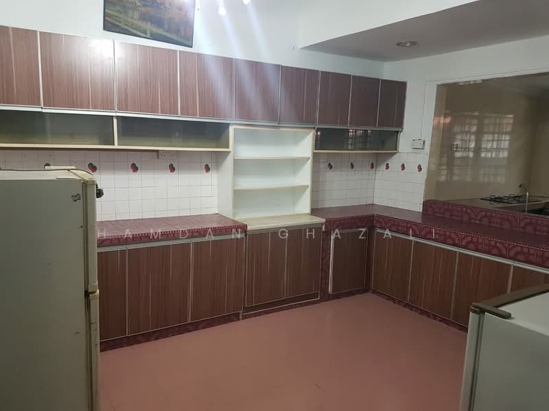 Rumah Berkembar untuk Dijual di Bandar Baru Bangi (Selangor) - Hamdan Ghazali - Kitchen - PropertyGuru.com.my