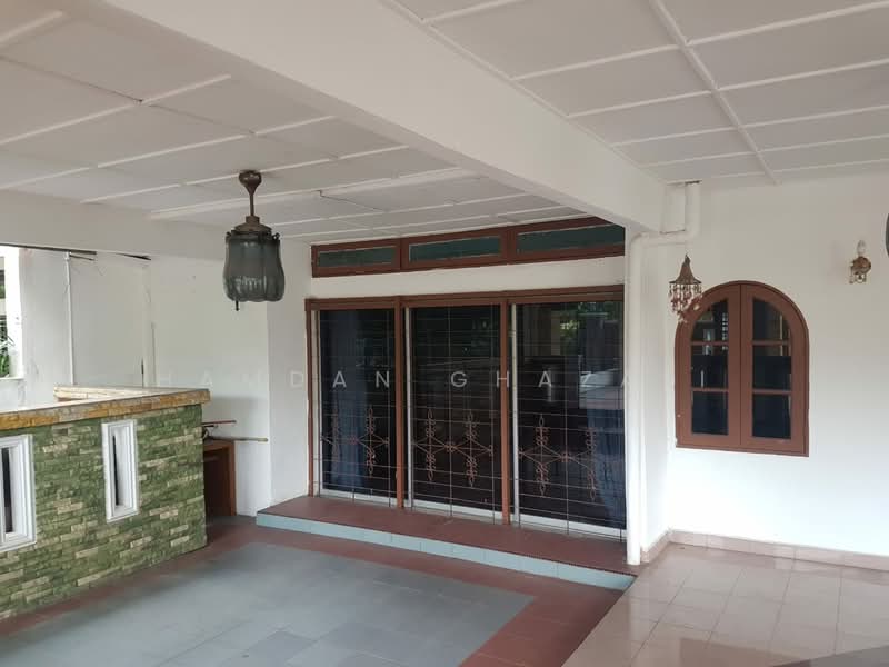 Rumah Berkembar untuk Dijual di Bandar Baru Bangi (Selangor) - Hamdan Ghazali - Exterior - PropertyGuru.com.my
