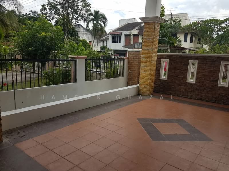 Rumah Berkembar untuk Dijual di Bandar Baru Bangi (Selangor) - Hamdan Ghazali - Exterior - PropertyGuru.com.my