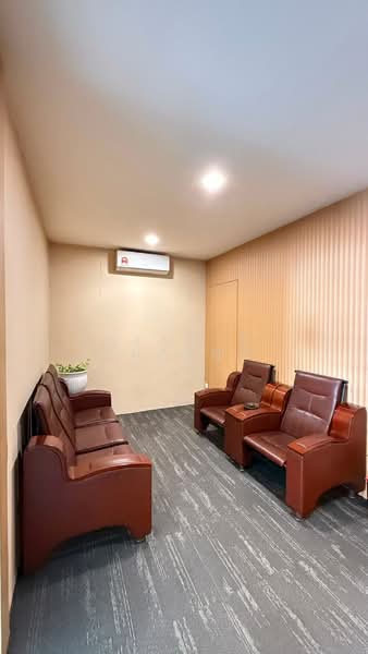 Semi-D Factory for Sale in Masai (Johor) - Dennis Cheang - Lobby - PropertyGuru.com.my