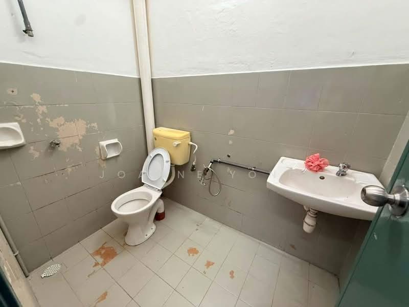 Rumah Teres 1-Tingkat untuk Dijual di Kulai (Johor) - Joanne Yong - Bathroom - PropertyGuru.com.my