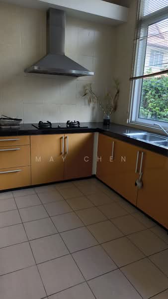 Rumah Berkembar untuk Dijual di Saujana (Selangor) - May Chen - Kitchen - PropertyGuru.com.my