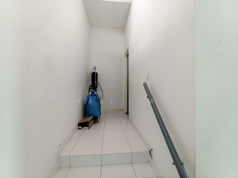 Rumah Teres 1.5-Tingkat untuk Dijual di Setia Eco Gardens (Gelang Patah) - Karl Lim - Corridor - PropertyGuru.com.my