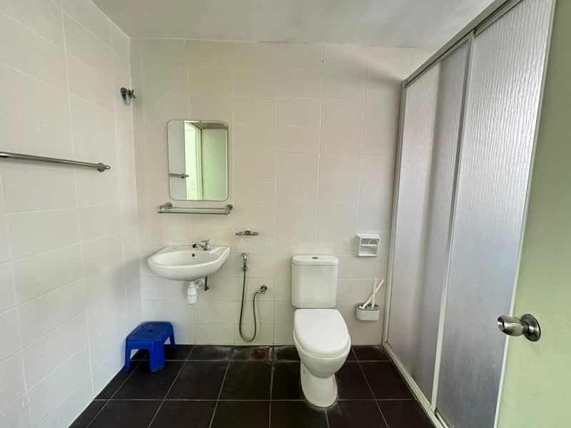 Rumah Teres 2.5 Tingkat untuk Dijual di Taman Oasis (Cheras) - Edward Ooi - Bathroom - PropertyGuru.com.my