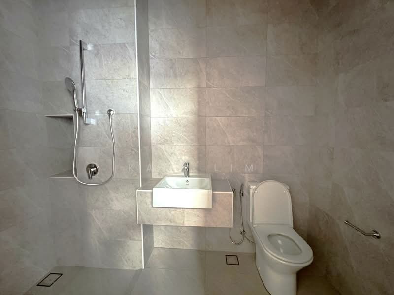 Rumah Kluster untuk Dijual di Eco Spring (Johor Bahru) - Karl Lim - Bathroom - PropertyGuru.com.my