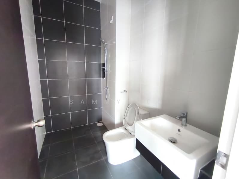 2-storey Terraced House for Sale in Eco Botanic (Iskandar Puteri (Nusajaya)) - SAMMY TEO - Bathroom - PropertyGuru.com.my