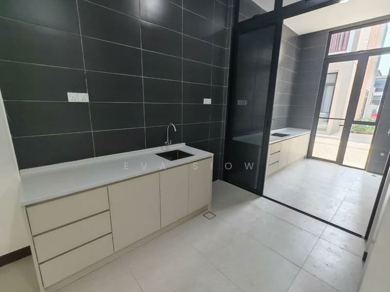 2-storey Terraced House for Sale in Puteri Harbour (Iskandar Puteri (Nusajaya)) - Eva Siow - Kitchen - PropertyGuru.com.my