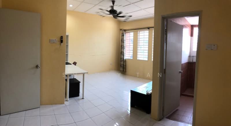Terraced House for Sale in Sungai Long (Bandar Sungai Long) - Shanny Tan - Living Room - PropertyGuru.com.my