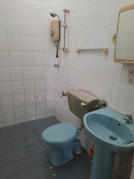 2-storey Terraced House for Sale in SS 26, Taman Mayang Jaya (Petaling Jaya) - Carmen Yong - Bathroom - PropertyGuru.com.my