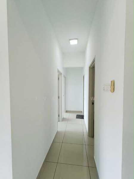 Pangsapuri untuk Dijual di D'Rich Executive Suites - Eva Siow - Corridor - PropertyGuru.com.my