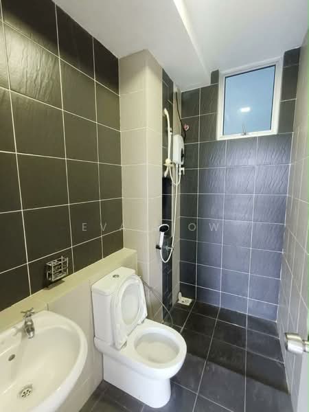 Pangsapuri untuk Dijual di D'Rich Executive Suites - Eva Siow - PropertyGuru.com.my