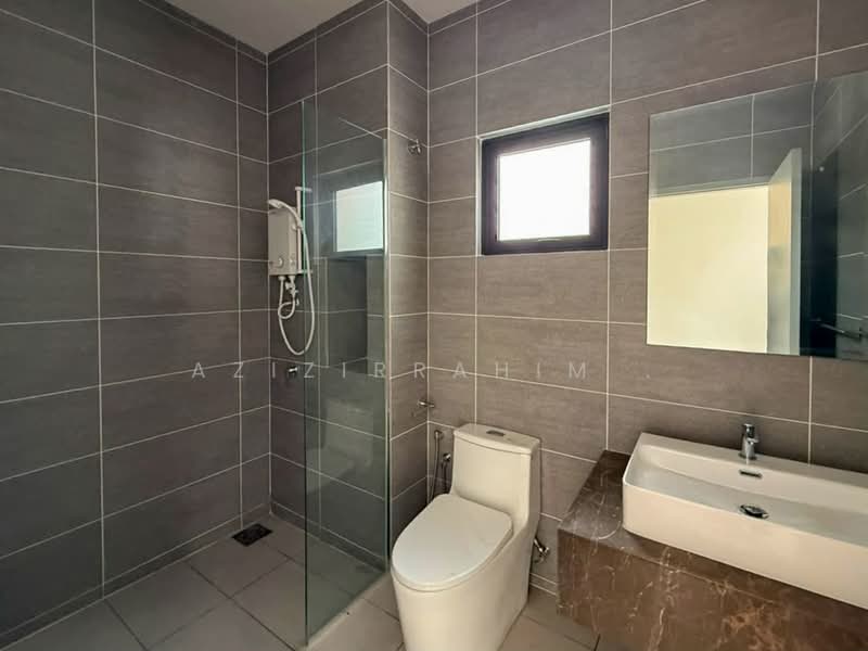 Semi-Detached House for Sale in Cyberjaya (Selangor) - Azizirrahim . - Bathroom - PropertyGuru.com.my