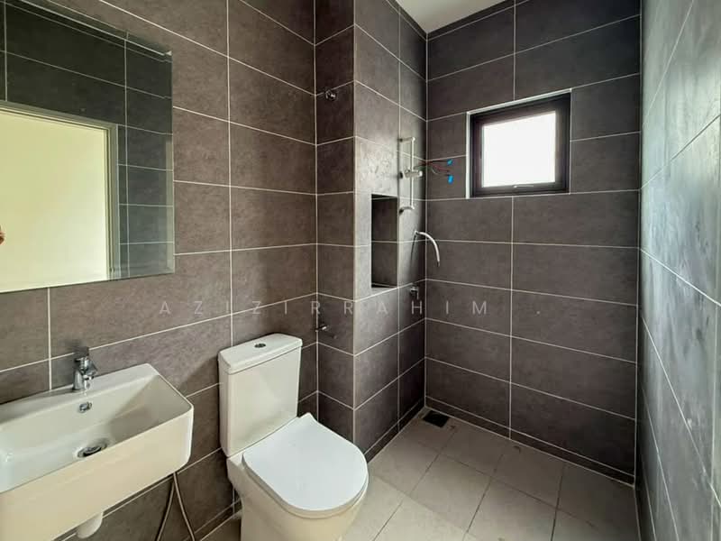 Semi-Detached House for Sale in Cyberjaya (Selangor) - Azizirrahim . - Bathroom - PropertyGuru.com.my