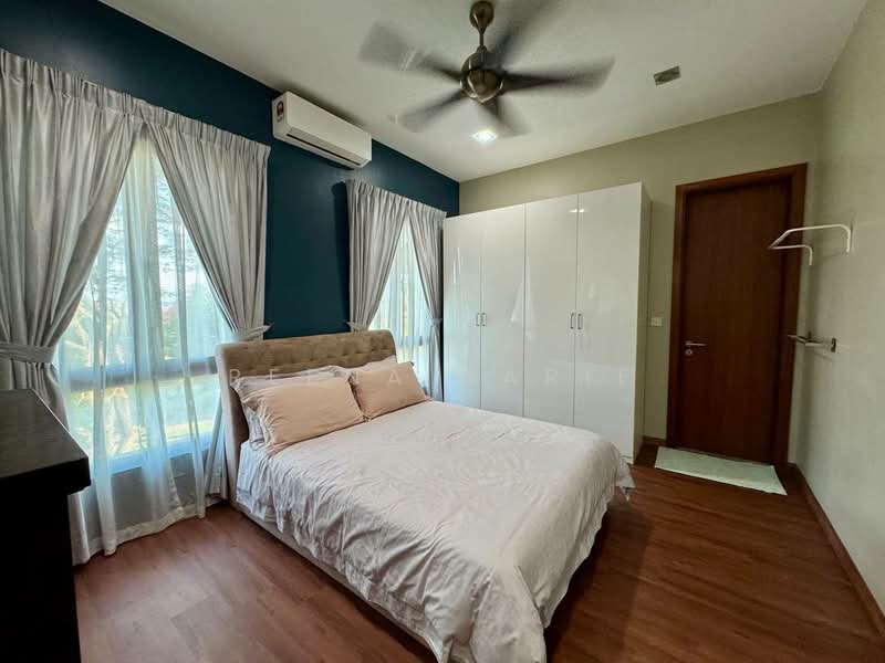 Rumah Berkembar untuk Dijual di Bukit Jelutong (Shah Alam) - Reena Sarif - Bedroom - PropertyGuru.com.my