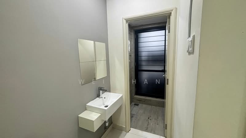 Servis Apartment untuk Disewa di Arte Mont Kiara - Wei Shan - Bathroom - PropertyGuru.com.my