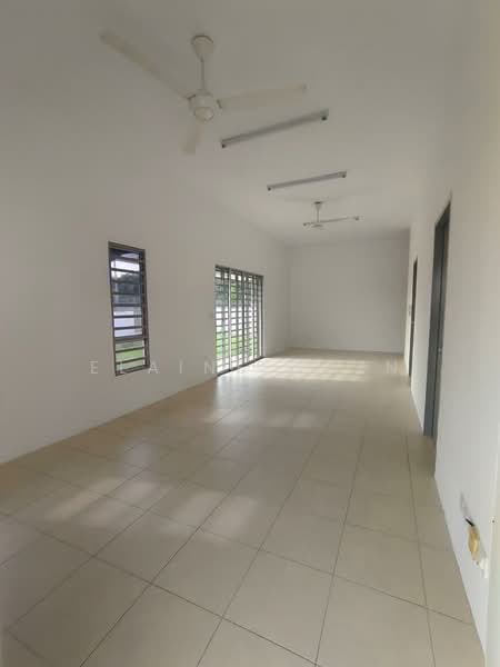 Rumah Teres 1 Tingkat untuk Disewa di Iringan Bayu (Seremban) - Elaine Chen - PropertyGuru.com.my
