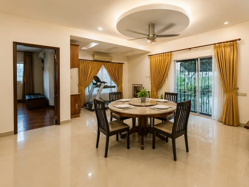 Rumah Berkembar untuk Dijual di Seksyen 13 (Shah Alam) - Reena Sarif - Dining Room - PropertyGuru.com.my