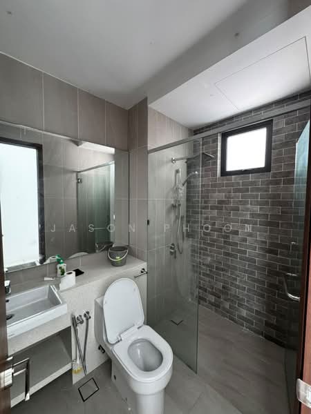 Condominium for Sale at Queens Residences Q1 @ Queens Waterfront - Jason Phoon - Bathroom - PropertyGuru.com.my