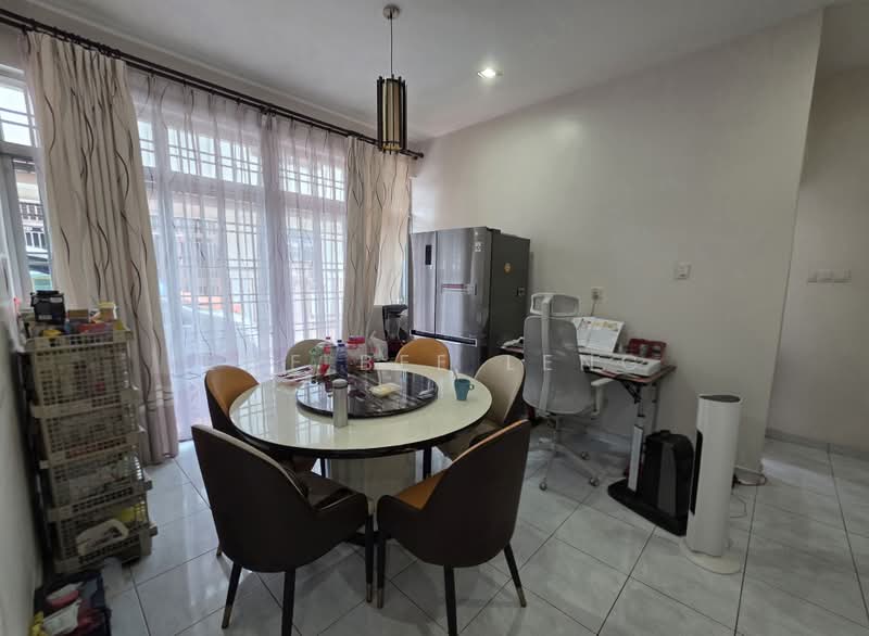 Semi-Detached House for Sale in Taman Bukit Jaya (Ulu Tiram) - Ewe Bee Leng - Dining Room - PropertyGuru.com.my