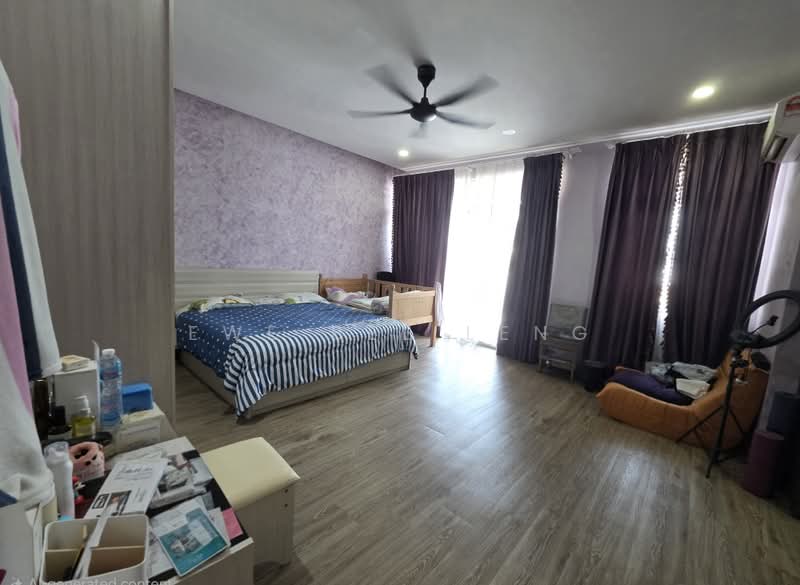 Semi-Detached House for Sale in Taman Bukit Jaya (Ulu Tiram) - Ewe Bee Leng - Bedroom - PropertyGuru.com.my