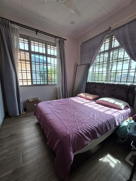 Semi-Detached House for Sale in Taman Bukit Jaya (Ulu Tiram) - Ewe Bee Leng - Bedroom - PropertyGuru.com.my