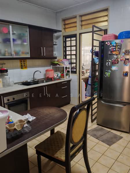 Rumah Teres 2 Tingkat untuk Dijual di Bukit Jelutong (Shah Alam) - Reena Sarif - PropertyGuru.com.my