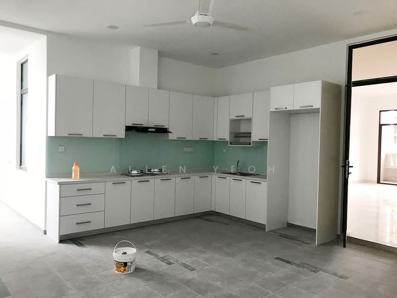 Condominium for Sale at Logan Residency (Logan Mansion) - Allen Yeoh - Kitchen - PropertyGuru.com.my