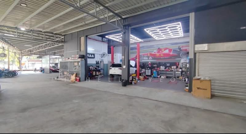 Factory for Sale in Glenmarie (Selangor) - Michelle Yeoh - Car Park - PropertyGuru.com.my