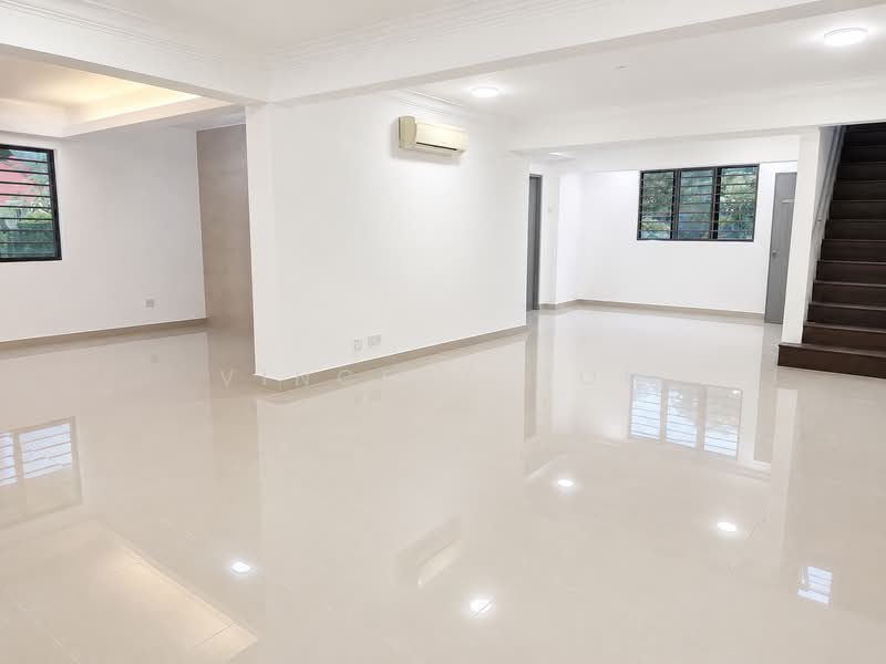 Rumah Teres 2 Tingkat untuk Dijual di Seri Kembangan (Selangor) - Vincent Goh - Living Room - PropertyGuru.com.my