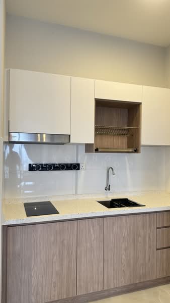 Servis Apartment untuk Disewa di The Birch - Yoong Keat Phoo - Kitchen - PropertyGuru.com.my