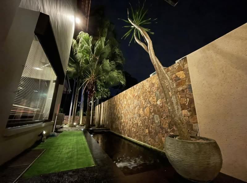 Rumah Banglo untuk Dijual di Taman Kolam Air (Johor Bahru) - Zoe Voon - Exterior - PropertyGuru.com.my