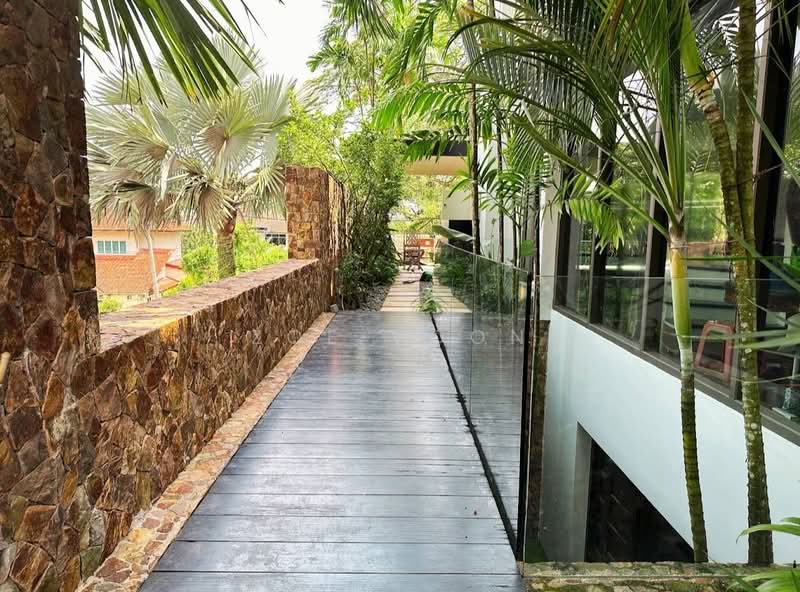 Rumah Banglo untuk Dijual di Taman Kolam Air (Johor Bahru) - Zoe Voon - Exterior - PropertyGuru.com.my