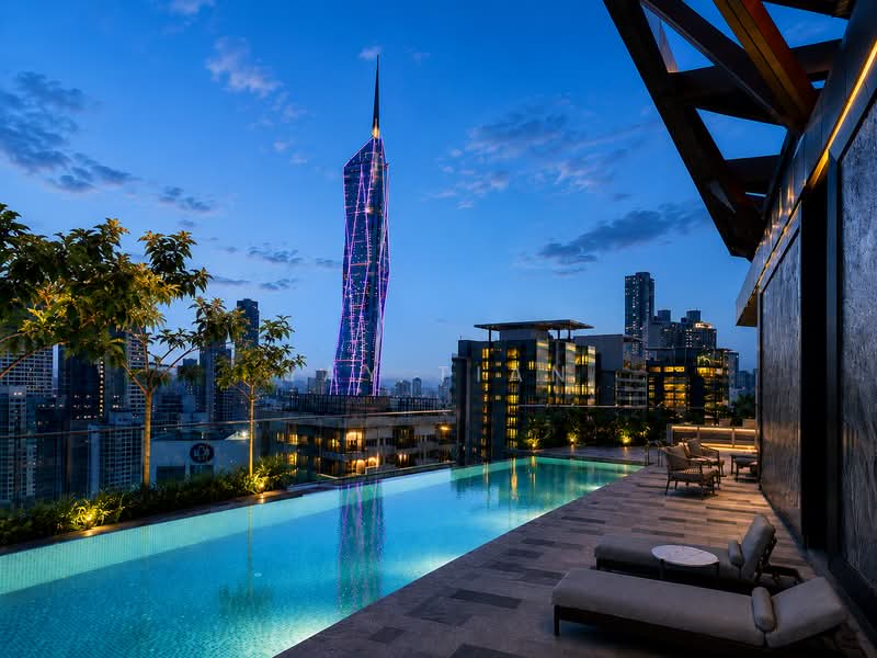 Service Residence for Sale at Skylon Residences - Jay Tian - Rooftop Infinity Pool (Full KLCC view) - PropertyGuru.com.my