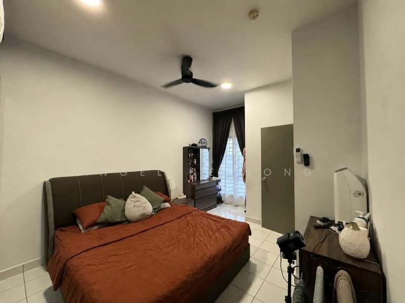 Servis Apartment untuk Dijual di Arena Residences - Angeline Wong - Bedroom - PropertyGuru.com.my