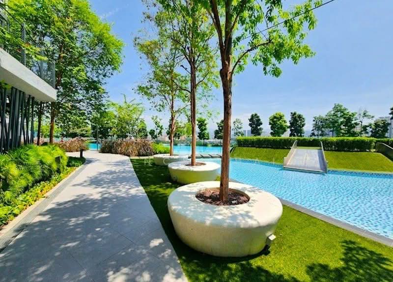 Service Residence for Sale at The Era @ Duta North - Vancs Chai - Pool - PropertyGuru.com.my