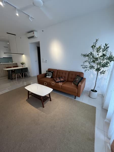 Servis Apartment untuk Disewa di Sunway Belfield - Sheldon Lai - Living Room - PropertyGuru.com.my