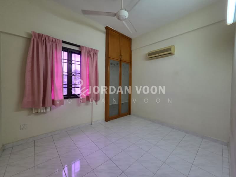 Kondominium untuk Dijual di Lakeside Tower - Jordan Voon - Bedroom - PropertyGuru.com.my