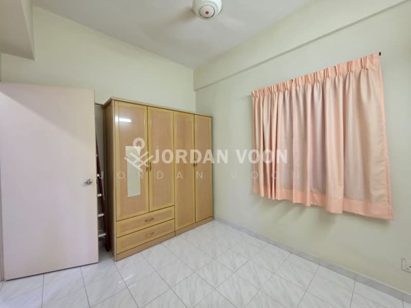 Kondominium untuk Dijual di Lakeside Tower - Jordan Voon - Bedroom - PropertyGuru.com.my