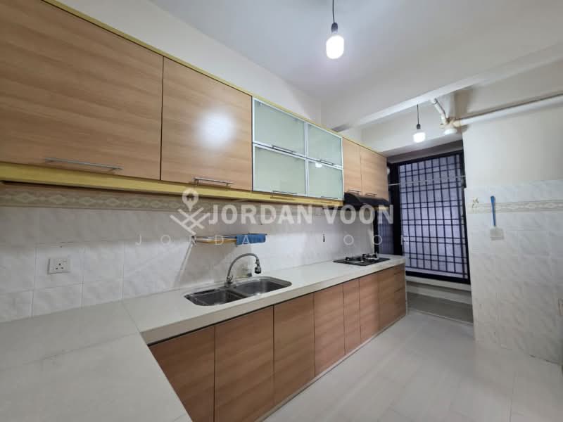 Kondominium untuk Dijual di Lakeside Tower - Jordan Voon - Kitchen - PropertyGuru.com.my