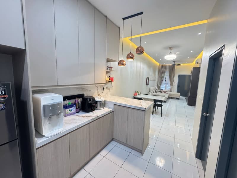 1-storey Terraced House for Rent in Dengkil (Selangor) - Ahmad Faiz - Kitchen - PropertyGuru.com.my