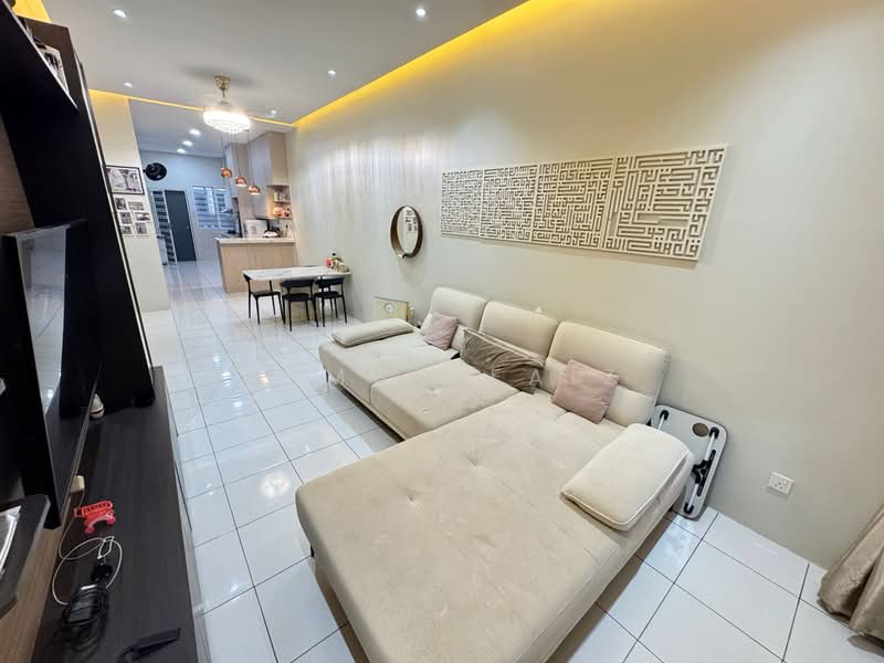 1-storey Terraced House for Rent in Dengkil (Selangor) - Ahmad Faiz - Living Room - PropertyGuru.com.my