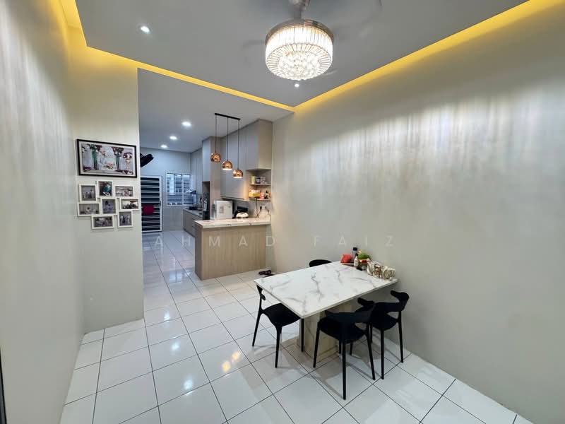 1-storey Terraced House for Rent in Dengkil (Selangor) - Ahmad Faiz - Kitchen - PropertyGuru.com.my