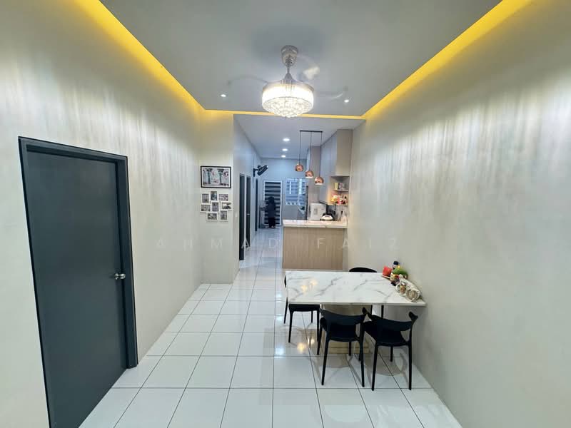 1-storey Terraced House for Rent in Dengkil (Selangor) - Ahmad Faiz - Corridor - PropertyGuru.com.my