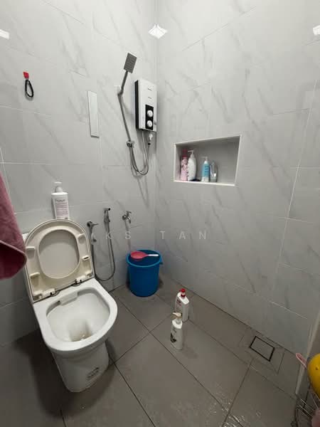 1.5-storey Terraced House for Sale in Taman Molek (Johor Bahru) - KS Tan - PropertyGuru.com.my