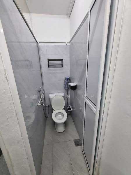 2-storey Terraced House for Rent in Taman Damai Jaya (Skudai) - Brandon Chua - Bathroom - PropertyGuru.com.my