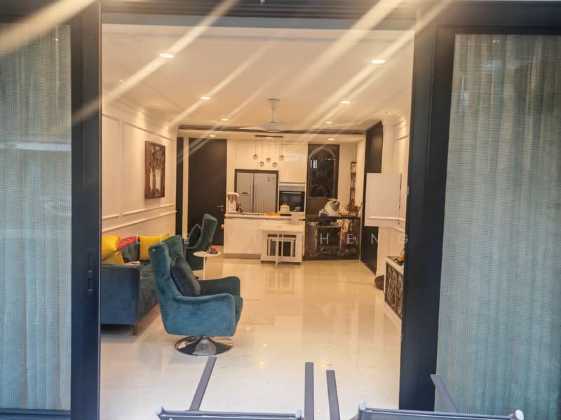 Kondominium untuk Dijual di Shorefront Residences - Lee Yi Zheng - PropertyGuru.com.my